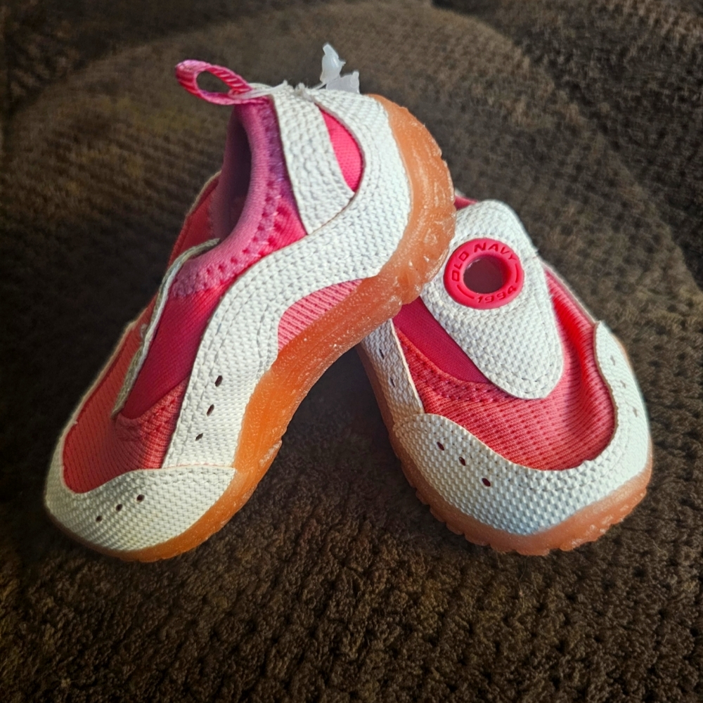 Water shoes